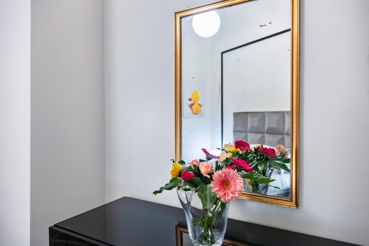 Il Papero A Napoli Appartement Buitenkant foto